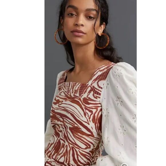 Love the label smocked puff sleeve - Picture 2 of 6